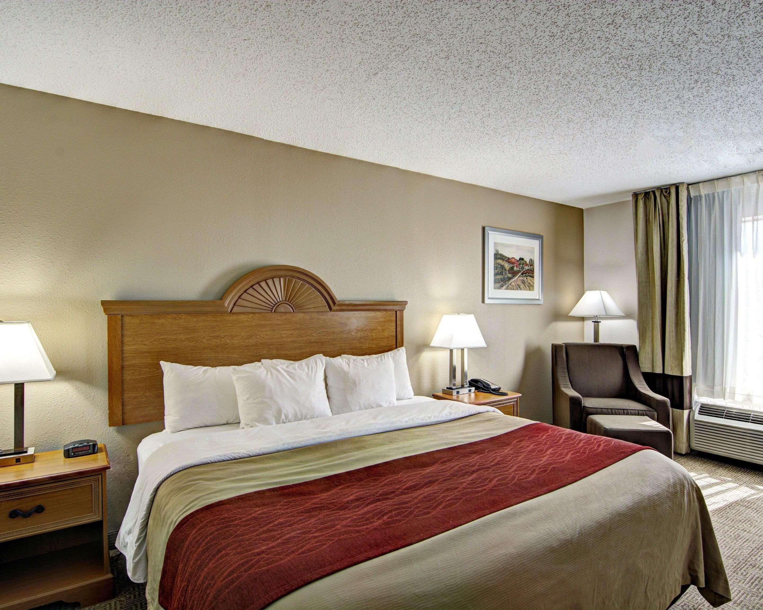 Hotel Clarion Pointe Beckley Extérieur photo