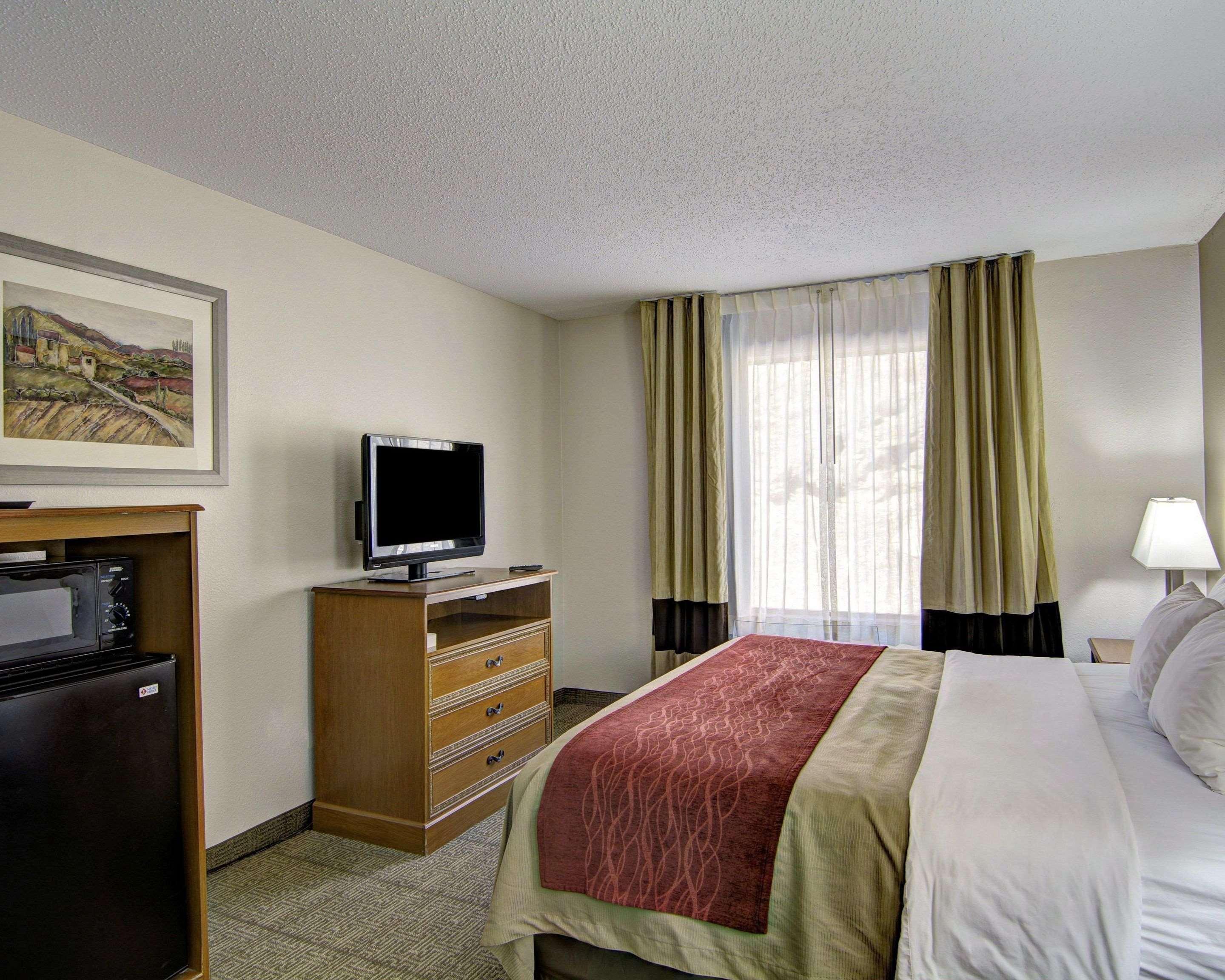 Hotel Clarion Pointe Beckley Extérieur photo