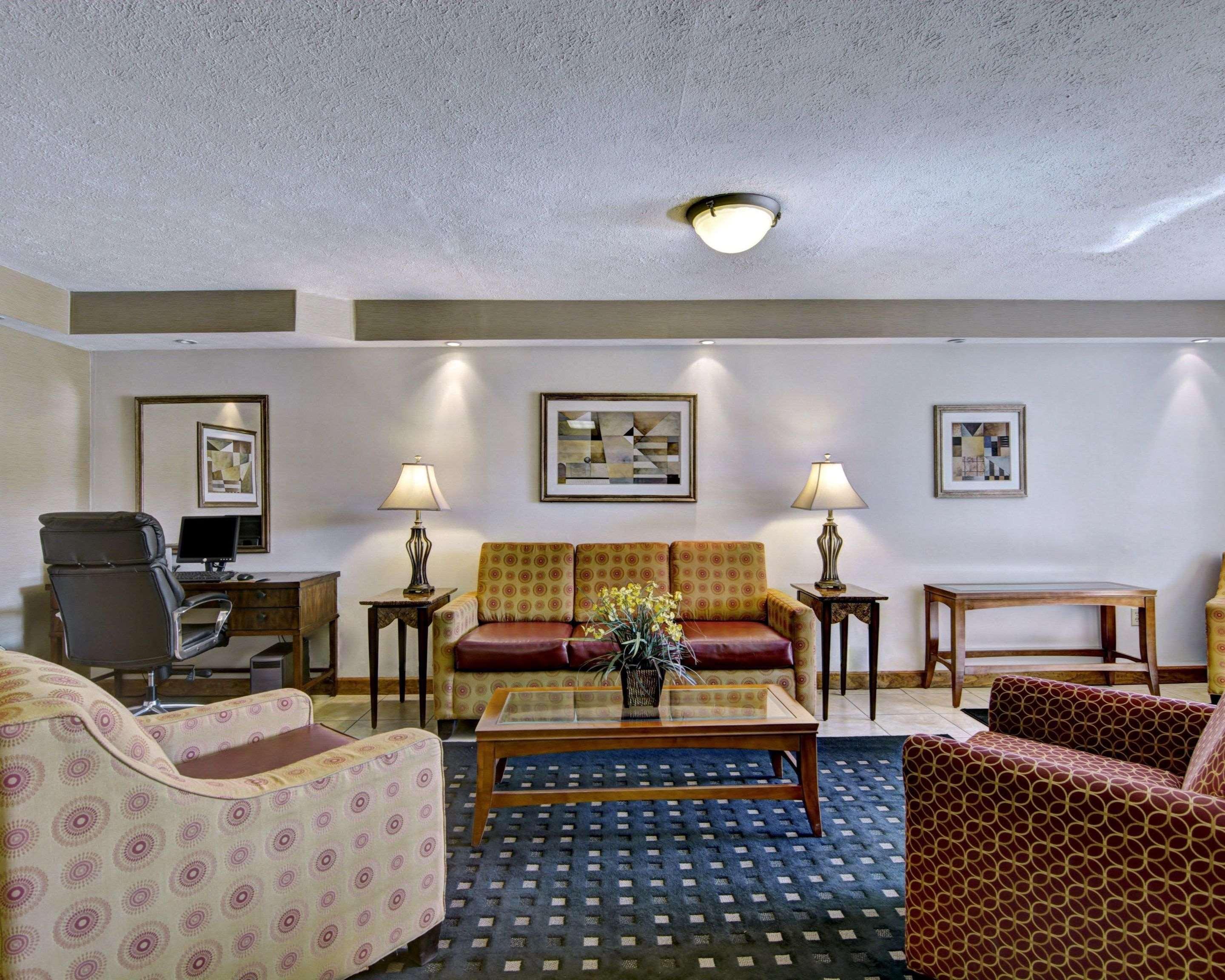 Hotel Clarion Pointe Beckley Extérieur photo