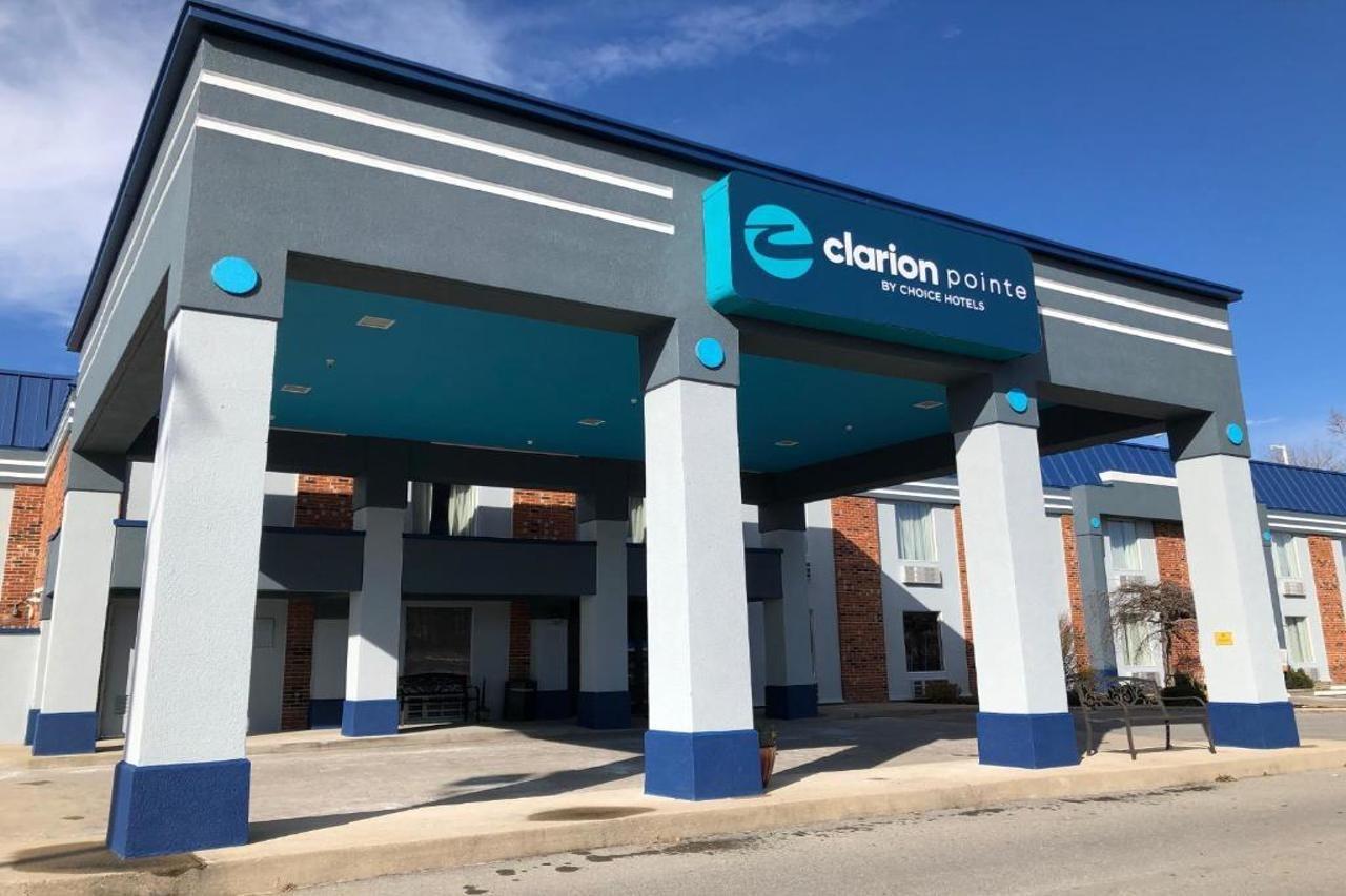 Hotel Clarion Pointe Beckley Extérieur photo