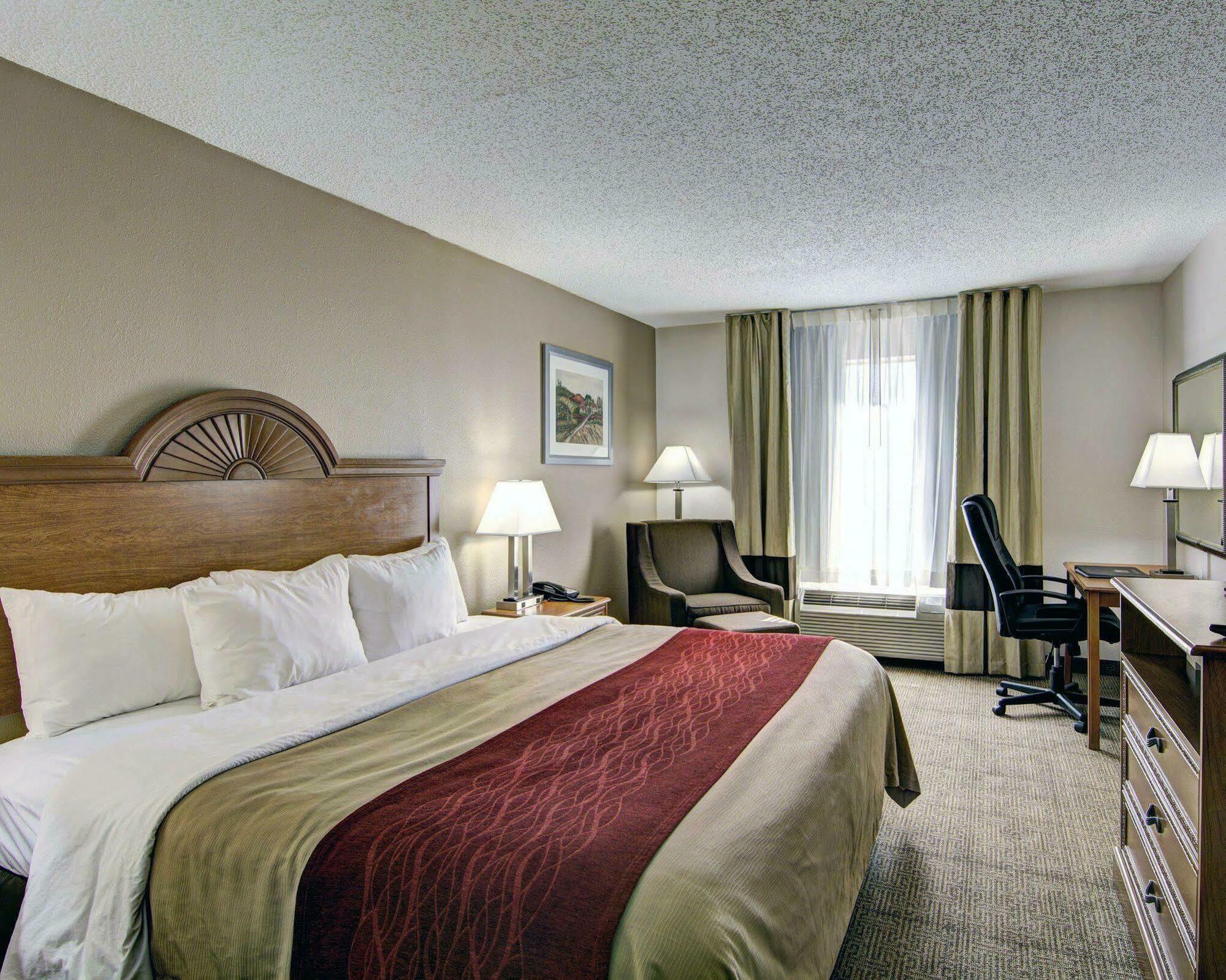 Hotel Clarion Pointe Beckley Extérieur photo